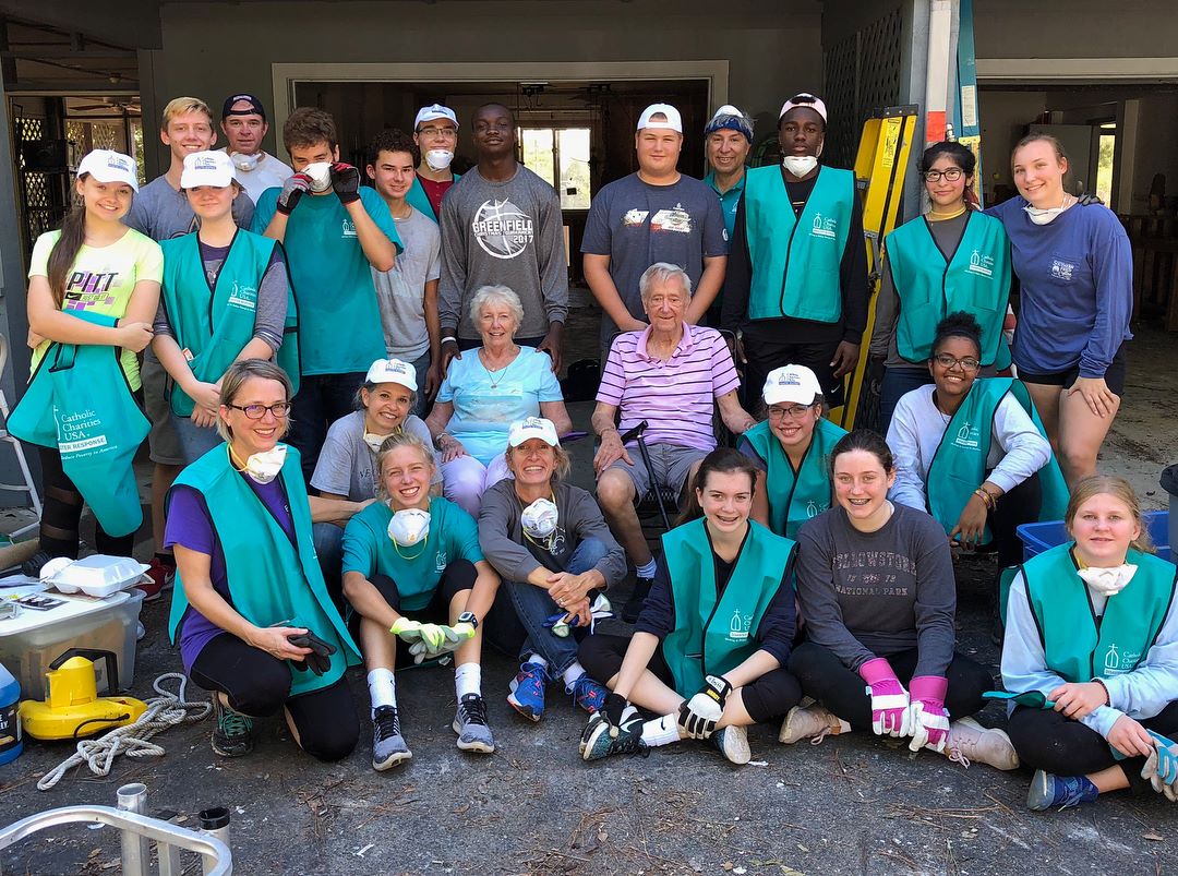 42888282_1978282542289006_6882758741939191808_o