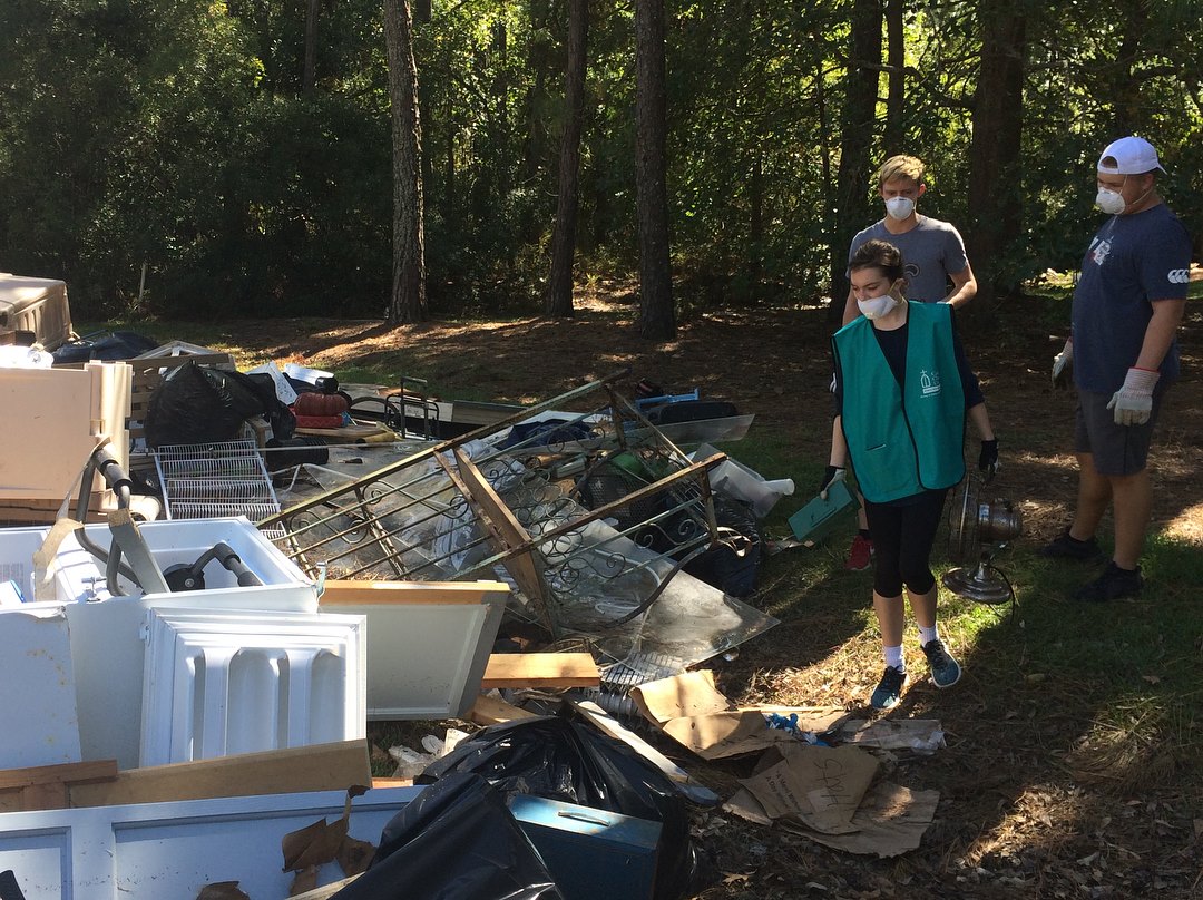 42913360_1978282612288999_7697293869376864256_o